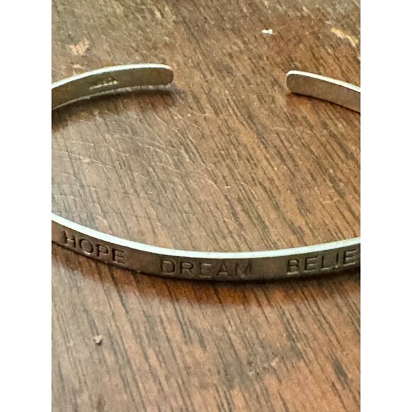 925 Sterling Silver Vintage Hope Dream Believe Stamped Cuff Bracelet - Picture 6 of 9